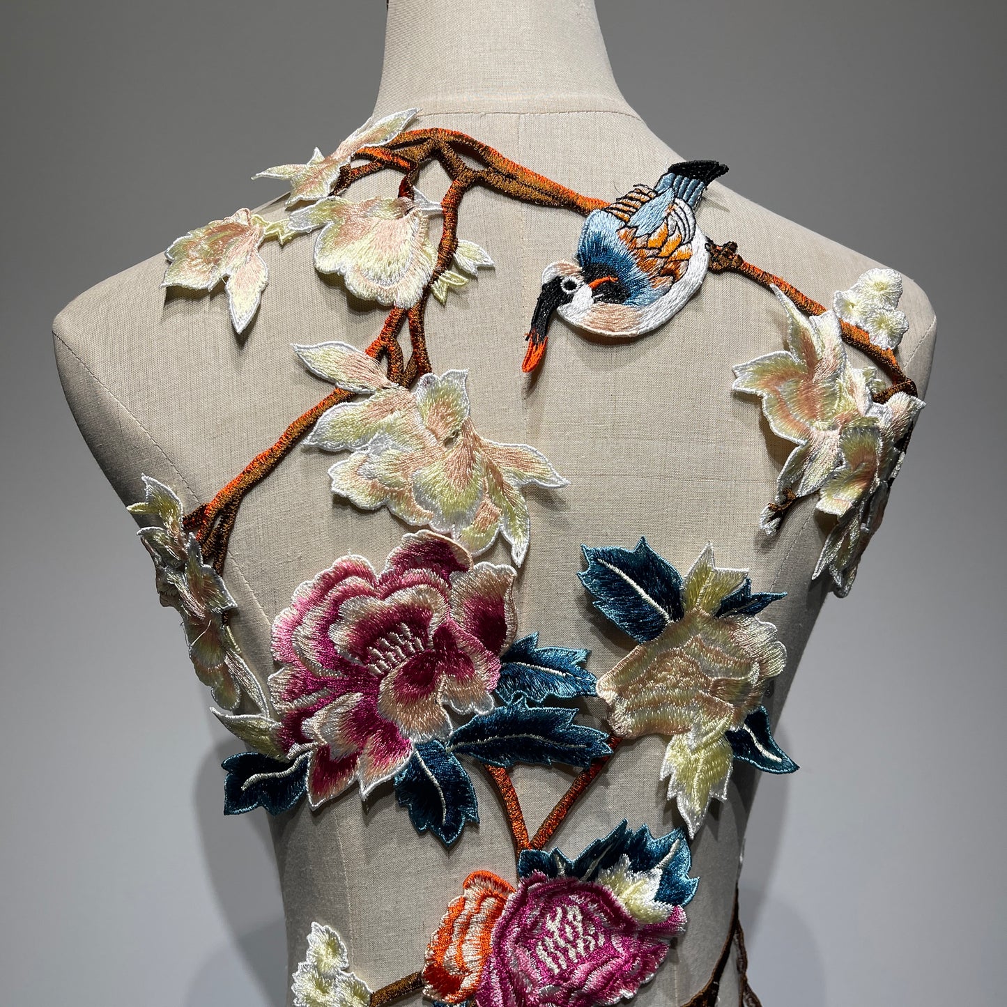 Large Embroidered Flower Patch with Lifelike Blue Bird - Enchanting Vintage Blooms