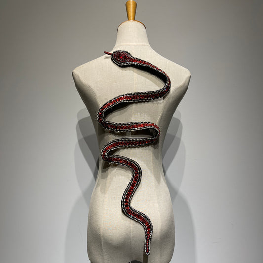 Patch con strass rosso scintillante e paillettes Snake-Perfetto per un outfit di reputazione